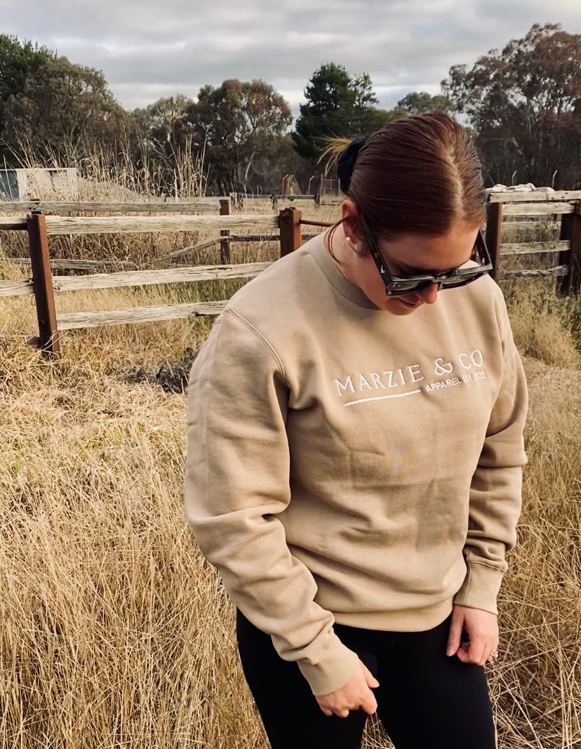 M&C Dalton Crew Neck - Sand